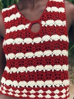 Zara New Crochet Knit Top with Opening in Red Size S NWT